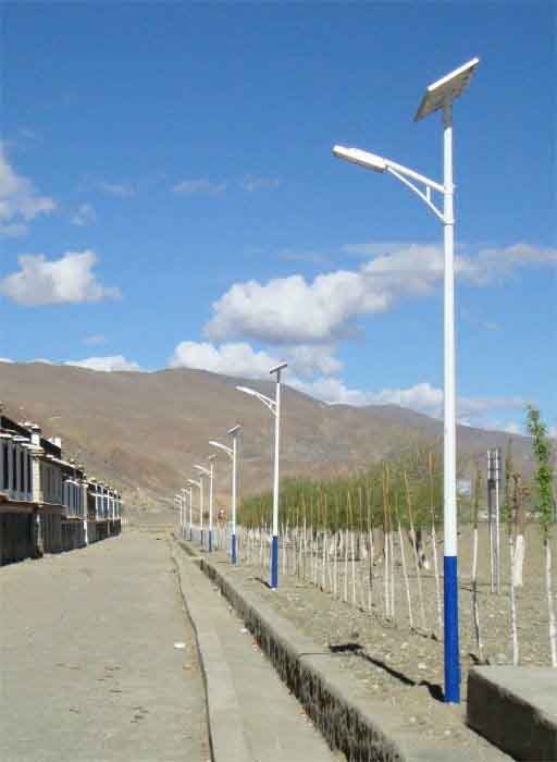 solar street light